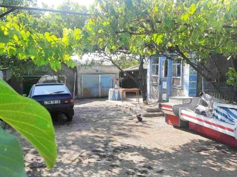 будинок за адресою центральна, 3