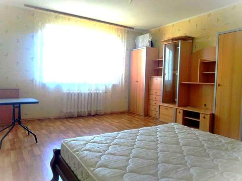 квартира за адресою Олександра Мишуги вул., 12