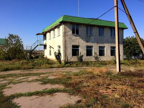 комерційна за адресою Новоселів вул., 9