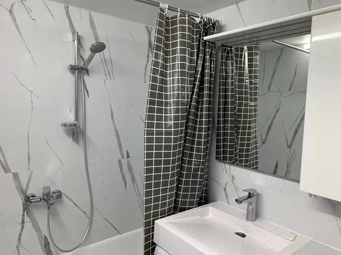 квартира по адресу Зои Гайдай ул., 9-А