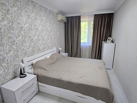 квартира за адресою Євгена Чикаленка вул., 68
