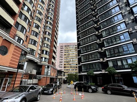 квартира по адресу Леси Украинки бульв., 7-А