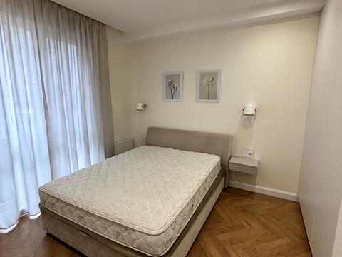 квартира за адресою Михайла Максимовича вул. (Онуфрія Трутенка), 28-Д