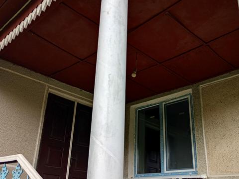 дом по адресу  ул.