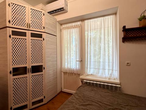 квартира за адресою Водопровідна вул., 13