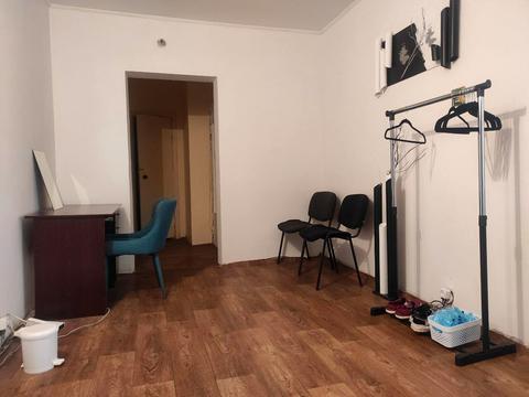 комерційна за адресою Бориса Гмирі вул., 15