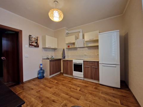 квартира за адресою Академіка Глушкова просп., 9-Е