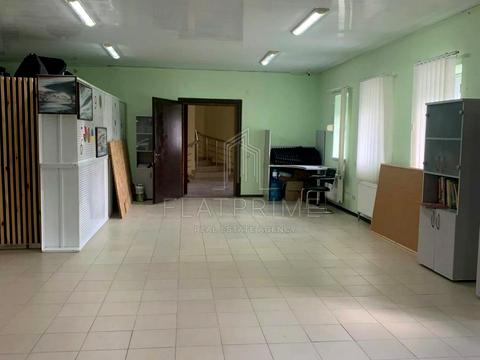 коммерческая по адресу Залізнична, 70а