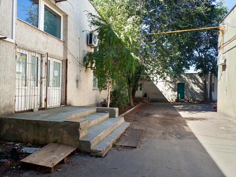 комерційна за адресою Картомышевская, 9