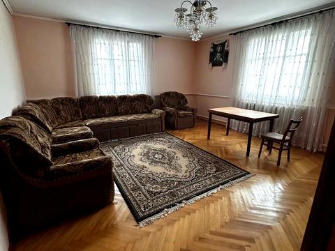 дом по адресу Центральна
