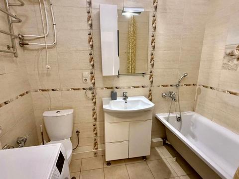 квартира за адресою Перлинна вул., 5