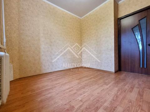 квартира за адресою Івана Авраменка вул. (Корнійчука), 12