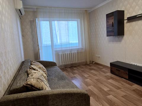 квартира за адресою Євгена Чикаленка вул., 54/1