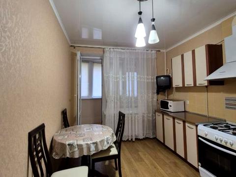 квартира за адресою Тополина вул., 28