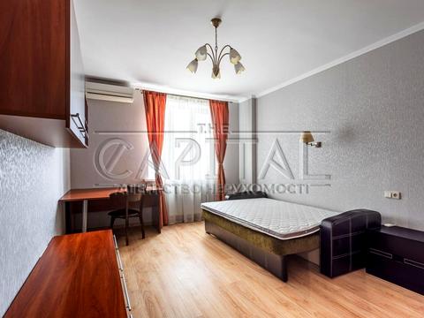 квартира за адресою Почайнинська вул., 25/49