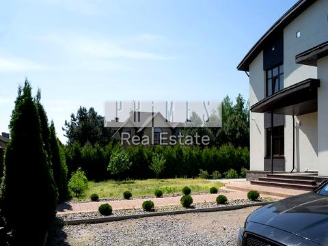 будинок за адресою оболонська