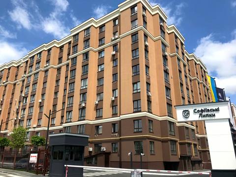 квартира за адресою Героїв Небесної Сотні просп., 1