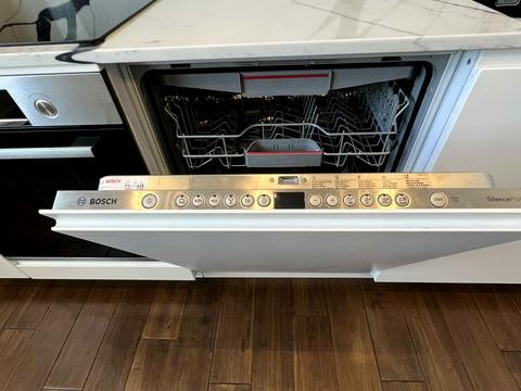 квартира по адресу Кирилло-Мефодиевская ул., 2