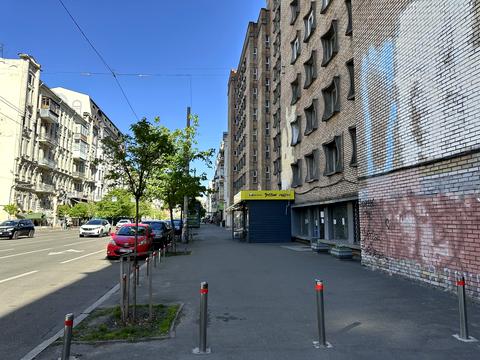 коммерческая по адресу Саксаганського, 45