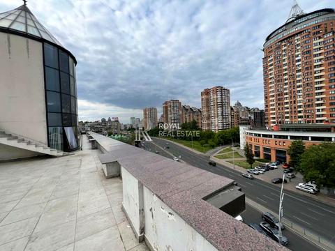 коммерческая по адресу Леси Украинки бульв., 30-А