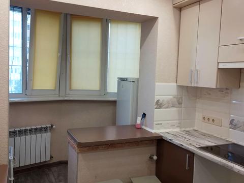 квартира за адресою Євгена Чикаленка вул., 61