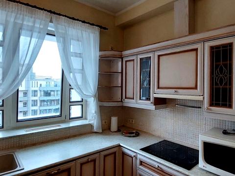 квартира за адресою Андрія Верхогляда вул. (Михайла Драгомирова), 4