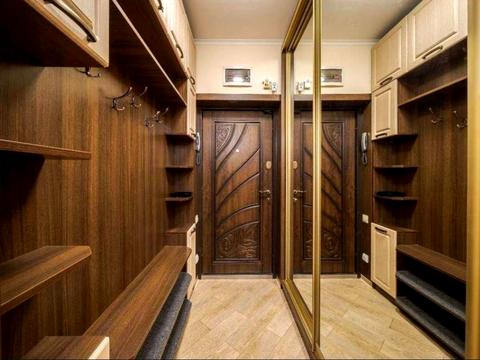 квартира за адресою Пулюя, 40