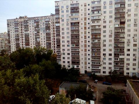квартира за адресою Пантелеймона Куліша вул. (Челябінська), 15