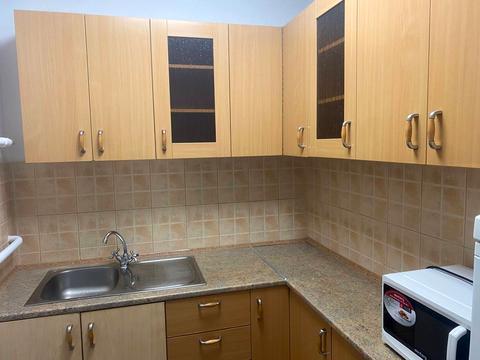 комерційна за адресою Левка Лук'яненка вул. (Маршала Тимошенка), 29-В