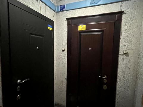 квартира за адресою Академіка Єфремова вул. (Командарма Уборевича), 17