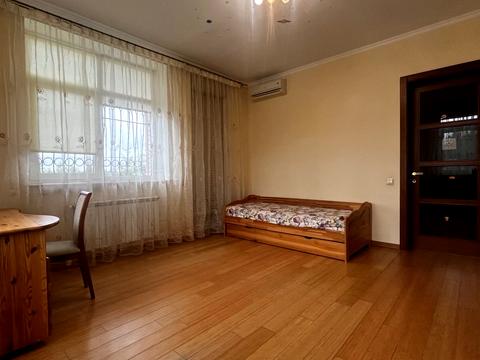 будинок за адресою Сонячна вул.