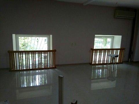 комерційна за адресою Харківська вул., 38