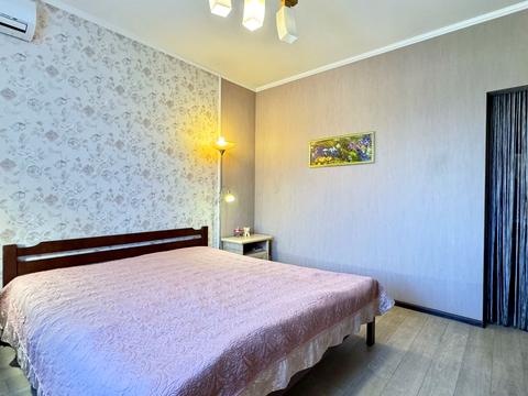 будинок за адресою Богатирська вул., 30б