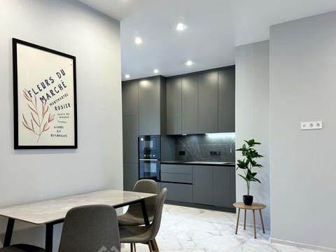квартира за адресою Краснова вул., 4