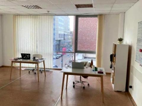 комерційна за адресою Мечникова вул., 10 б