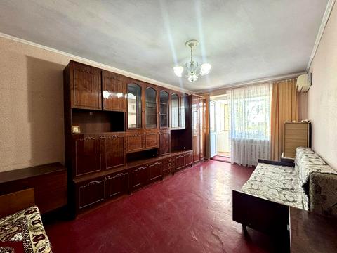 квартира за адресою Космонавтів вул., 98