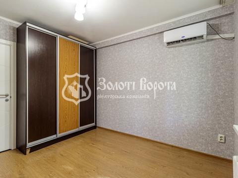 квартира по адресу Ореста Левицкого ул. (Академіка Курчатова), 13