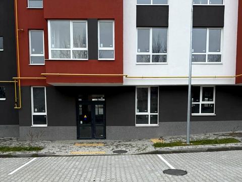 комерційна за адресою Київська вул., 31