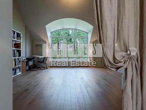 будинок за адресою Соснова вул.