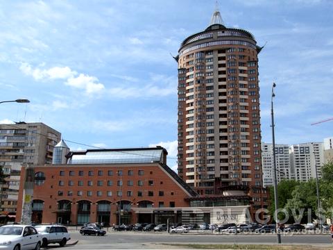 комерційна за адресою Лесі Українки бульв., 30-Б