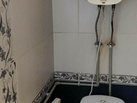 будинок за адресою с. Старі Петрівці, пер. Юрківський, 6