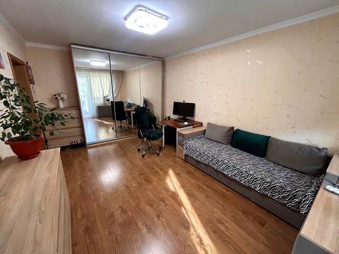 квартира за адресою Оноре де Бальзака вул., 56