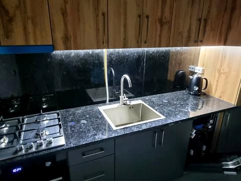 квартира за адресою Домбровського вул., 3