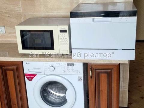 квартира за адресою Раїси Окіпної вул., 5