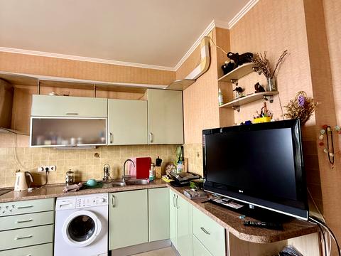 квартира за адресою Середньофонтанська вул., 19б