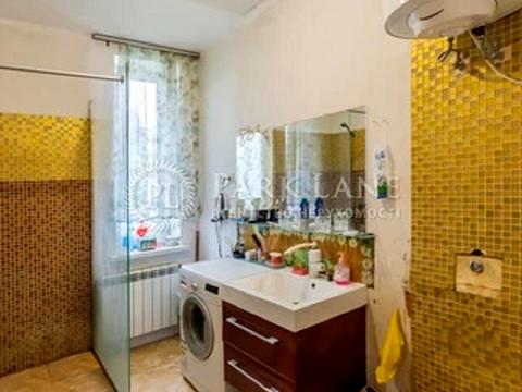 будинок за адресою 8-го Березня вул., 1