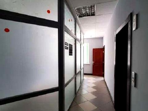 комерційна за адресою Ігорівська вул., 12б