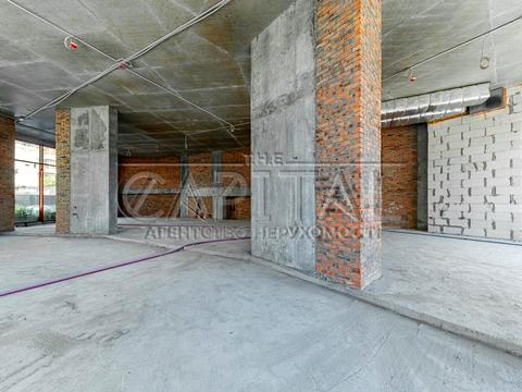 комерційна за адресою Лютеранська вул., 14в