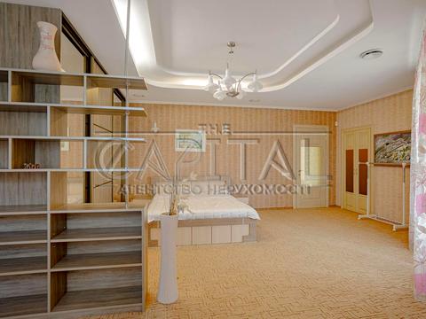 будинок за адресою Київ, Богатирська вул.