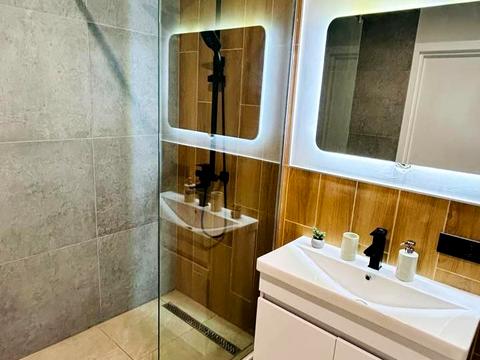 квартира за адресою Літературна вул., 10-Б